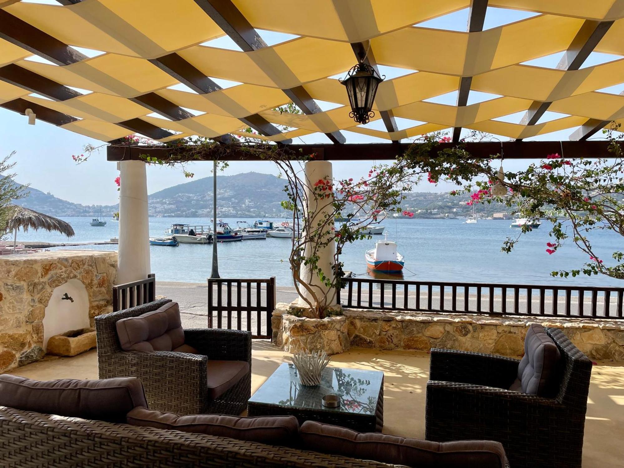 Atlazia Suites Alinda  Dış mekan fotoğraf